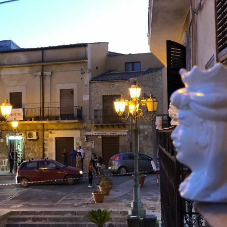 Cortile Umberto Apartman Racalmuto Kültér fotó