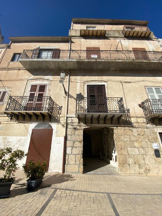 Cortile Umberto Apartman Racalmuto Kültér fotó